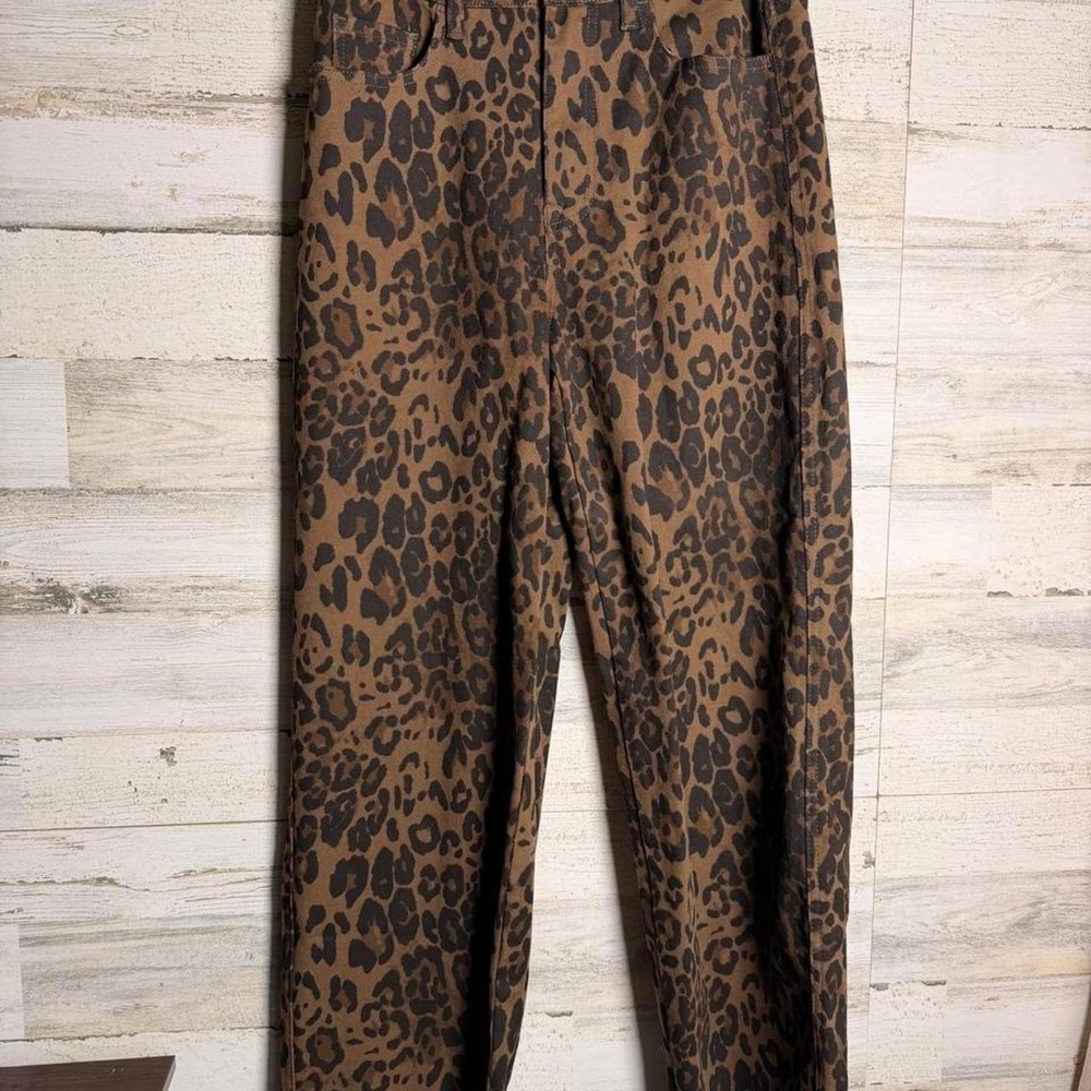 Onero brown leopard print high rise relaxed straight leg jeans Size 30" NWT